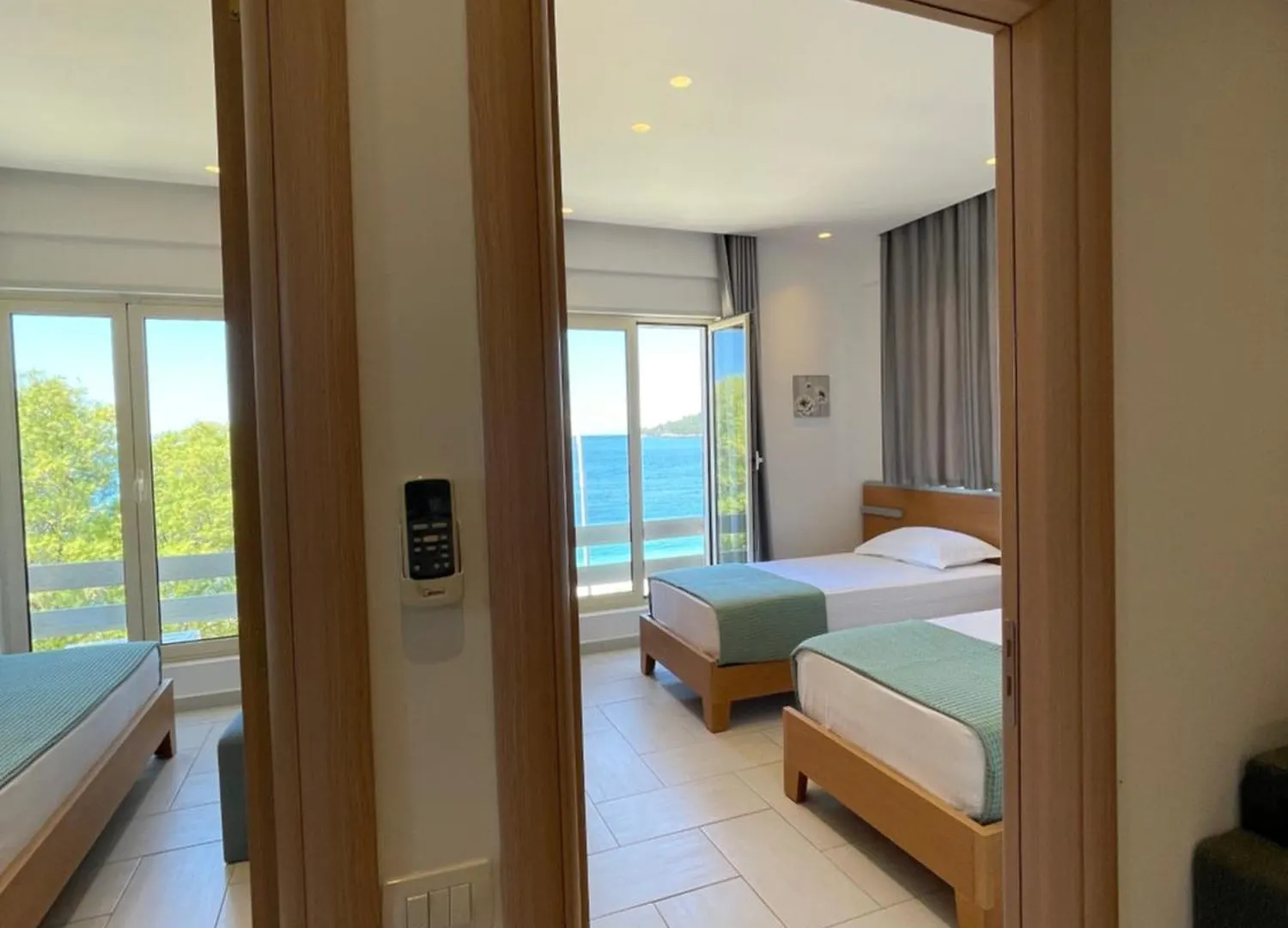 George Apartments Himare