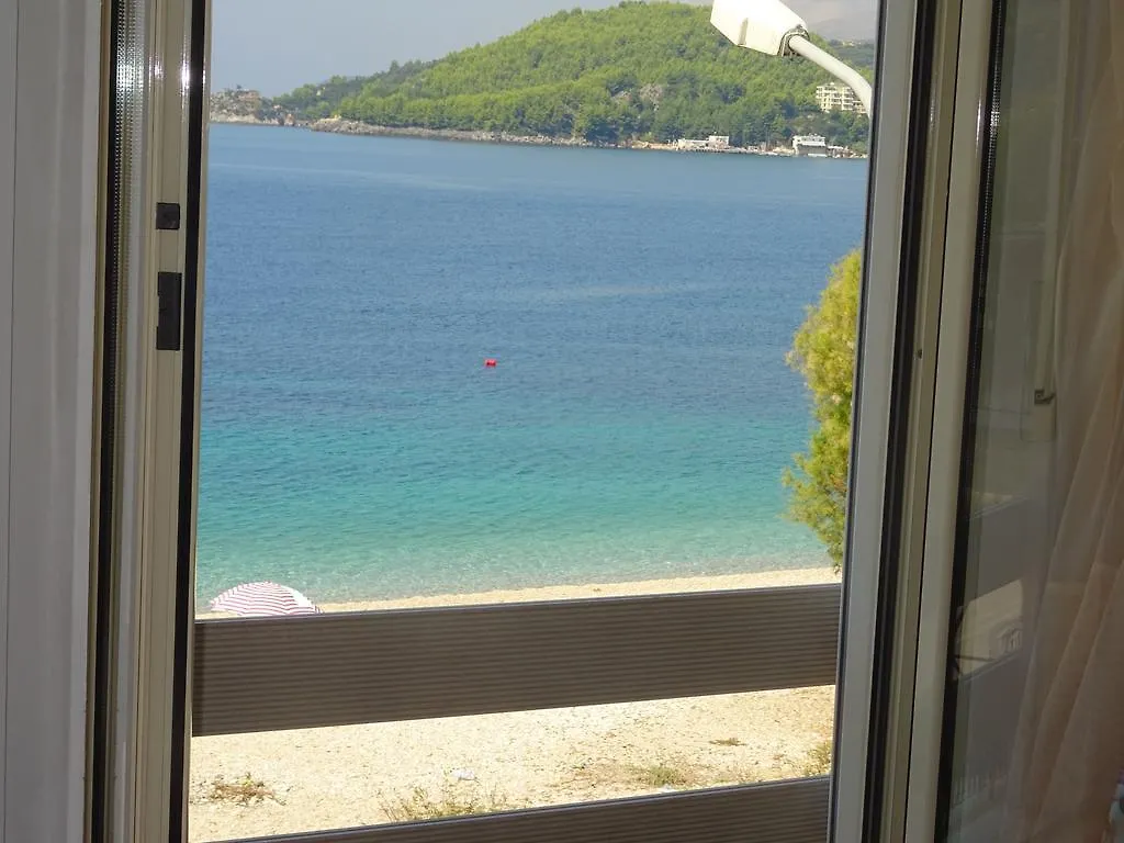 George Apartments Himare