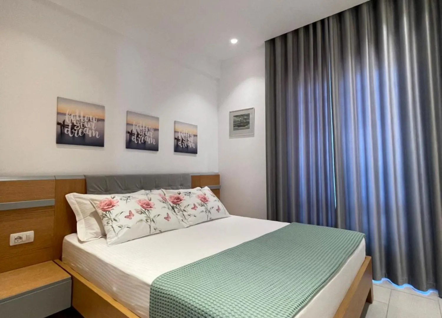 George Apartments Himare