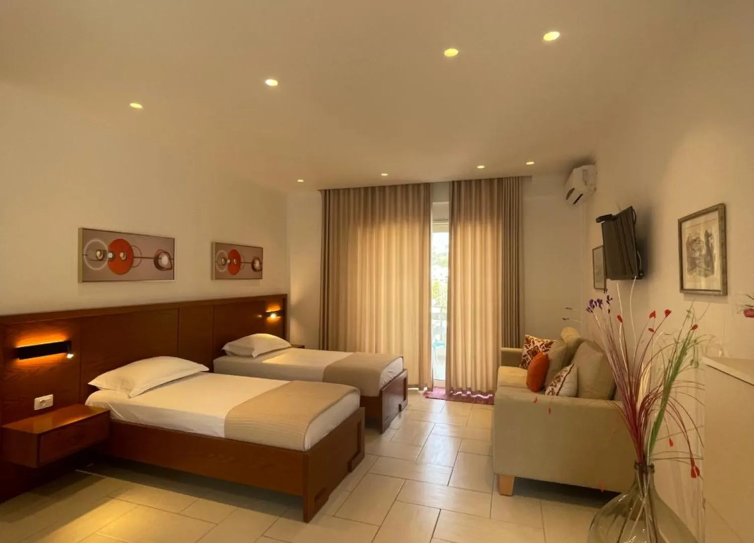 George Apartments Himare
