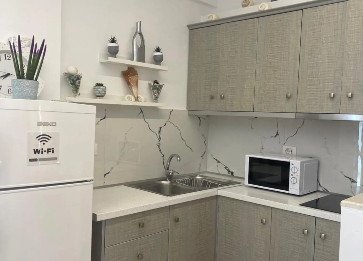 George Apartments Himara