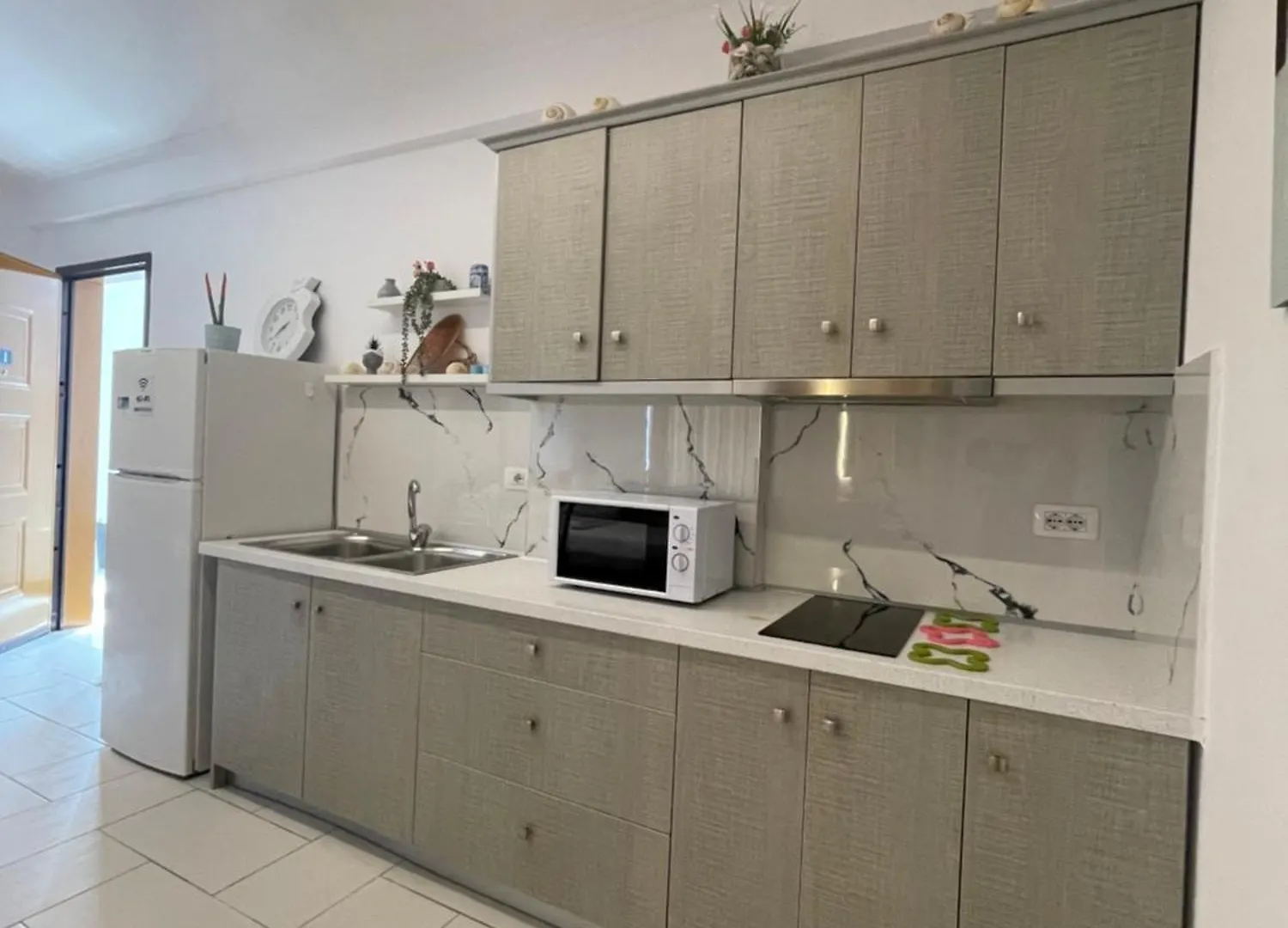 George Apartments Himara
