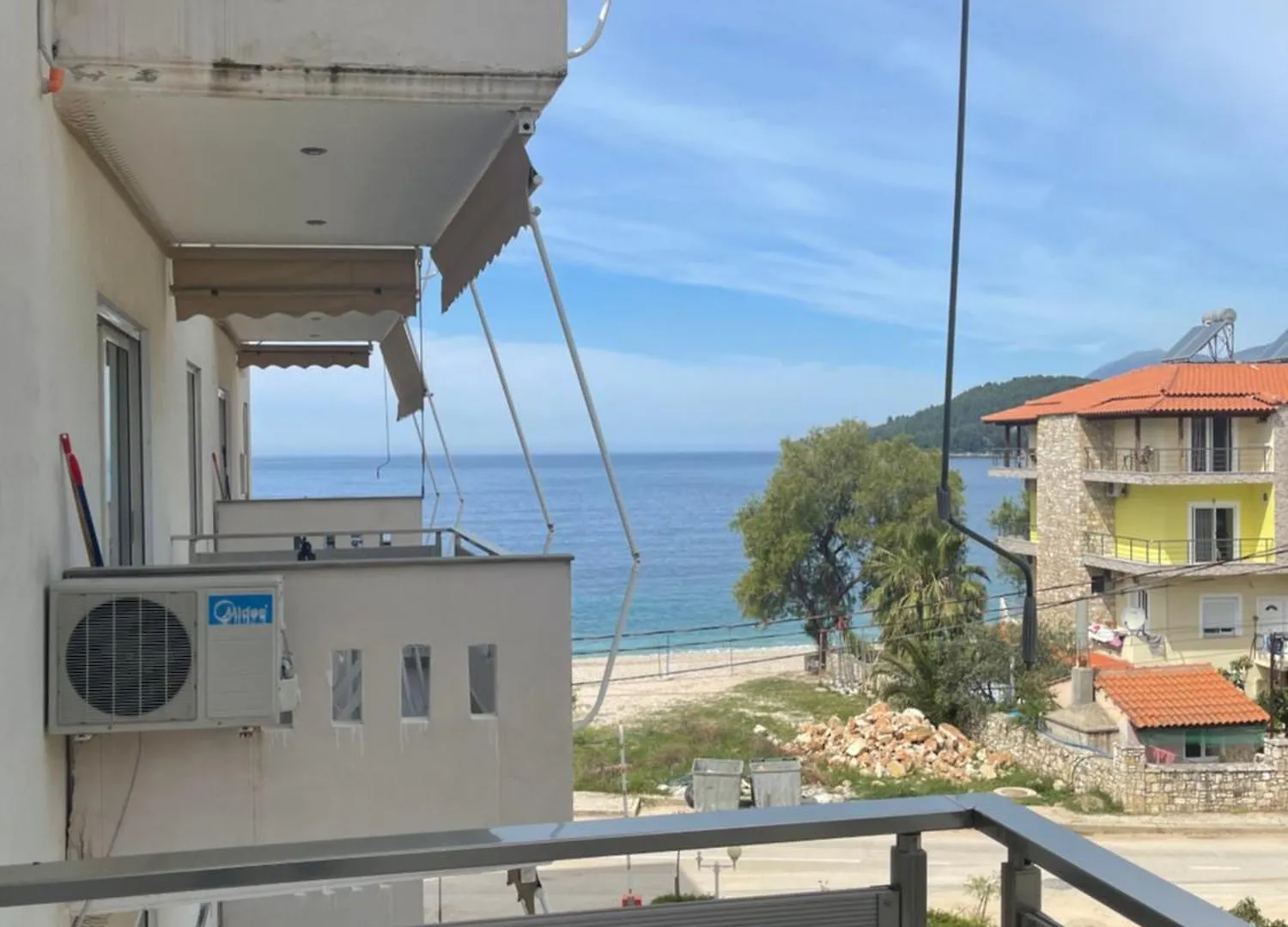 George Apartments Himara 0*,  Albania